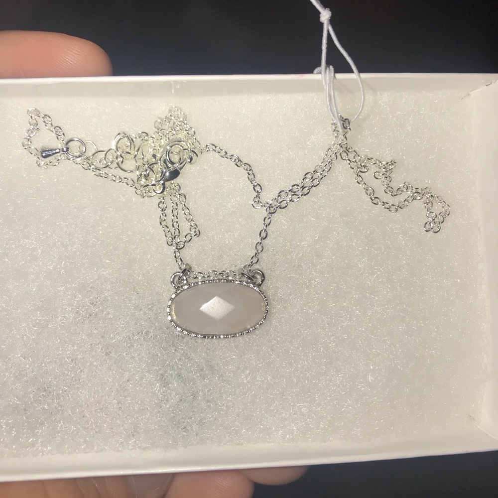New stone stud necklace